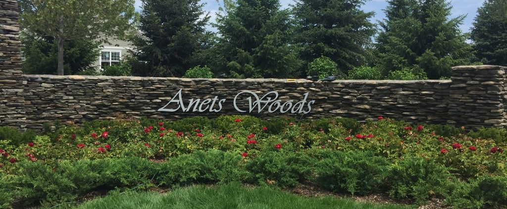 anets-woods-entry-sign